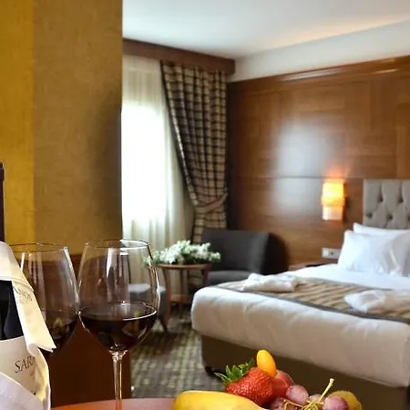 Adranos Hotel