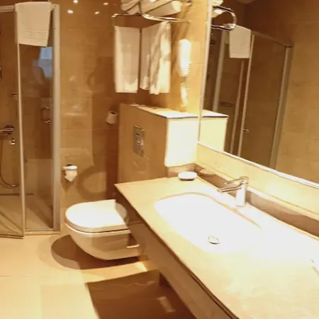 Hotel Adranos 4*