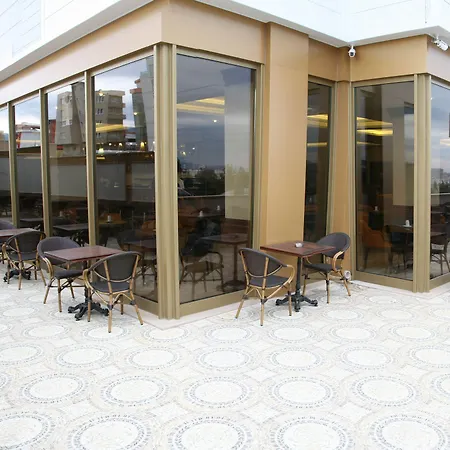 Adranos Otel 4*