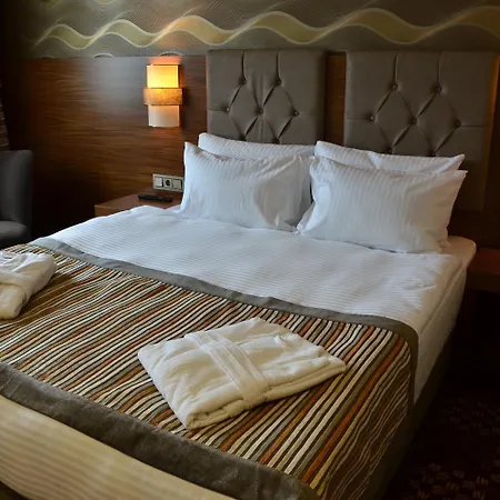Adranos Otel