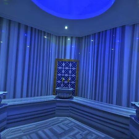 Adranos Hotel 4*